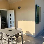 Mirella Apartment *