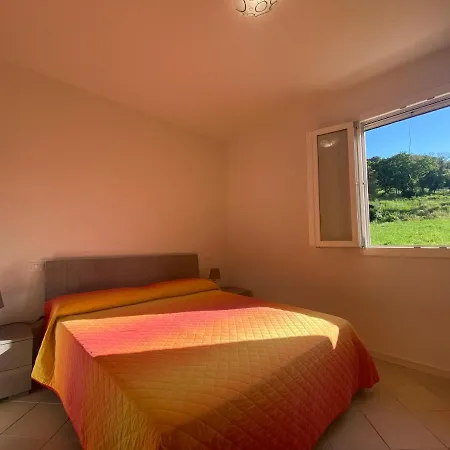 Mirella Capoliveri (Isola d'Elba)