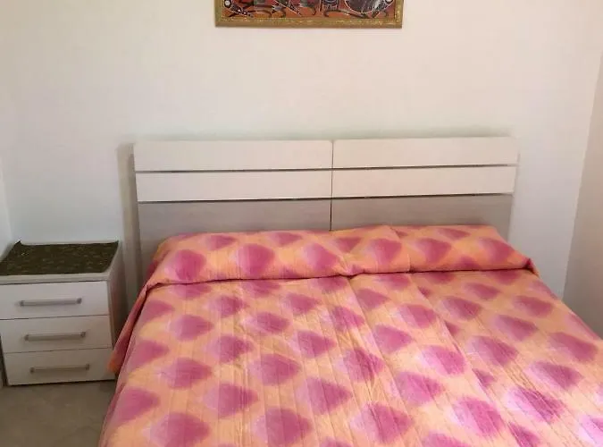 Mirella Capoliveri (Isola d'Elba)